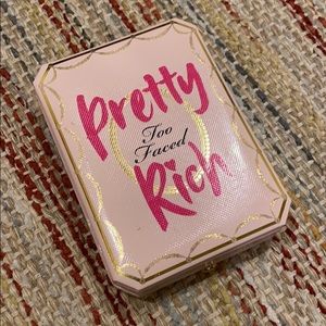 Too faced pretty rich diamond eyeshadow palette